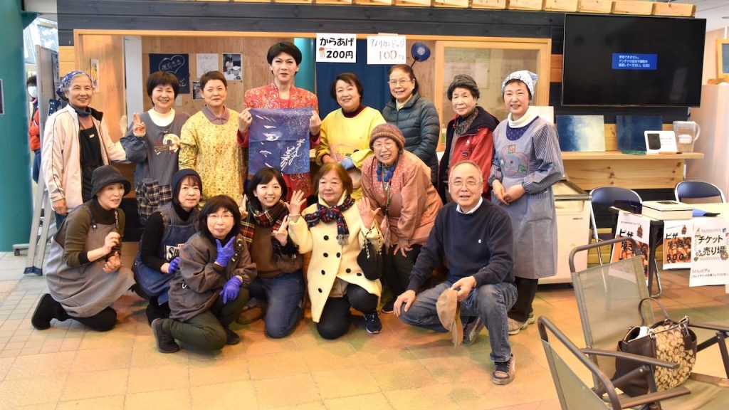 徳島県上板町「技の館・じゃぱんぶるー」の皆さんとそのまんま美川